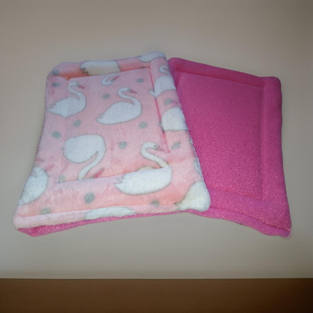 Tappeti Ultra Assorbenti di Rinforzo per Cavie, Ricci e Conigli – Lavabili e Confortevoli